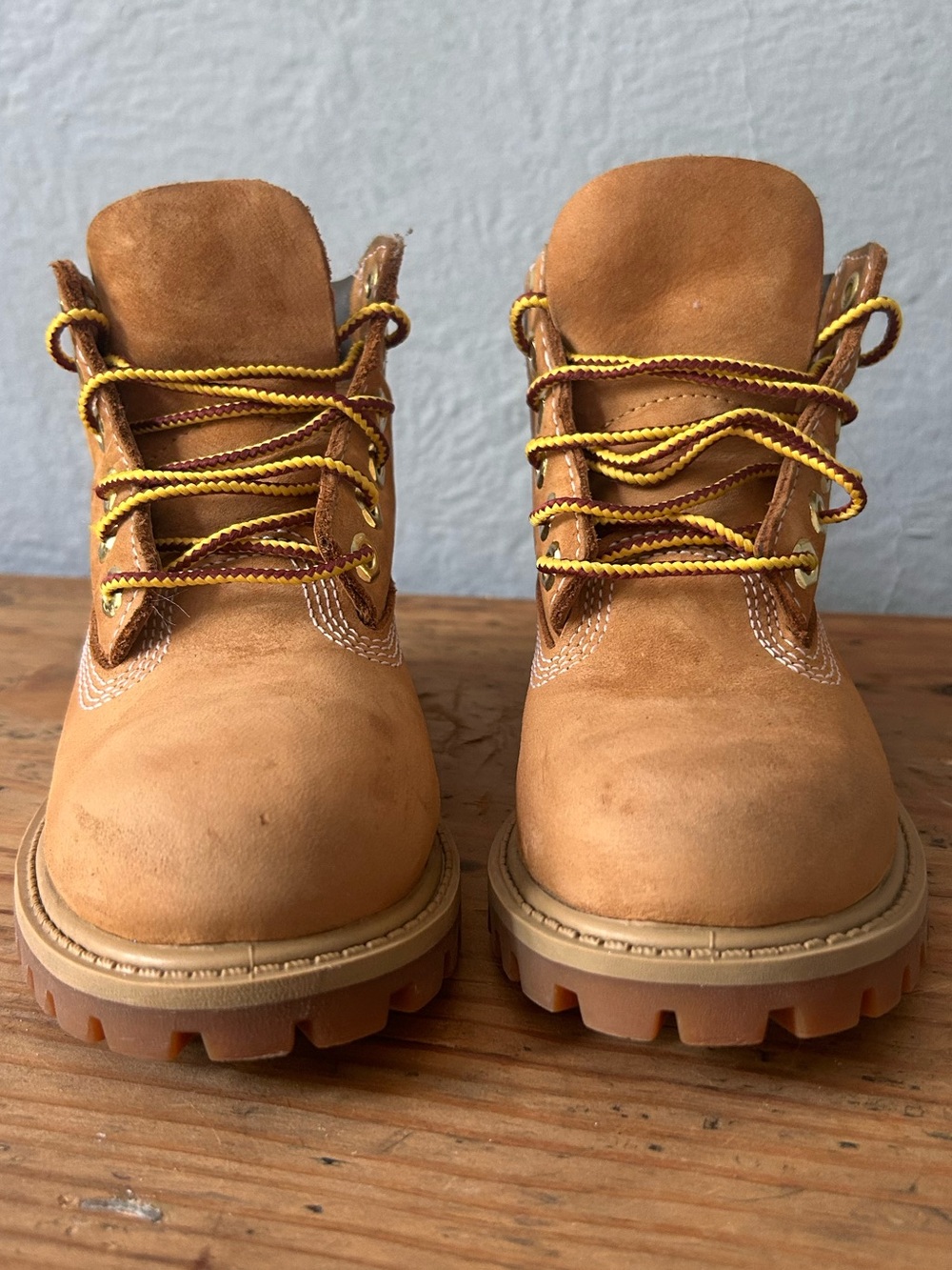 Timberland Kids Wheat Suede Boots with Yellow Laces size Youth 10